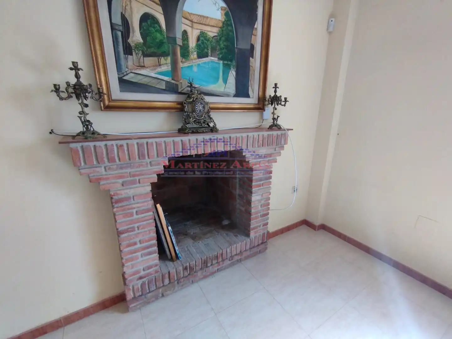 Living room of Houses for sale in Fuerte del Rey  with Private garden, Terrace and Balcony