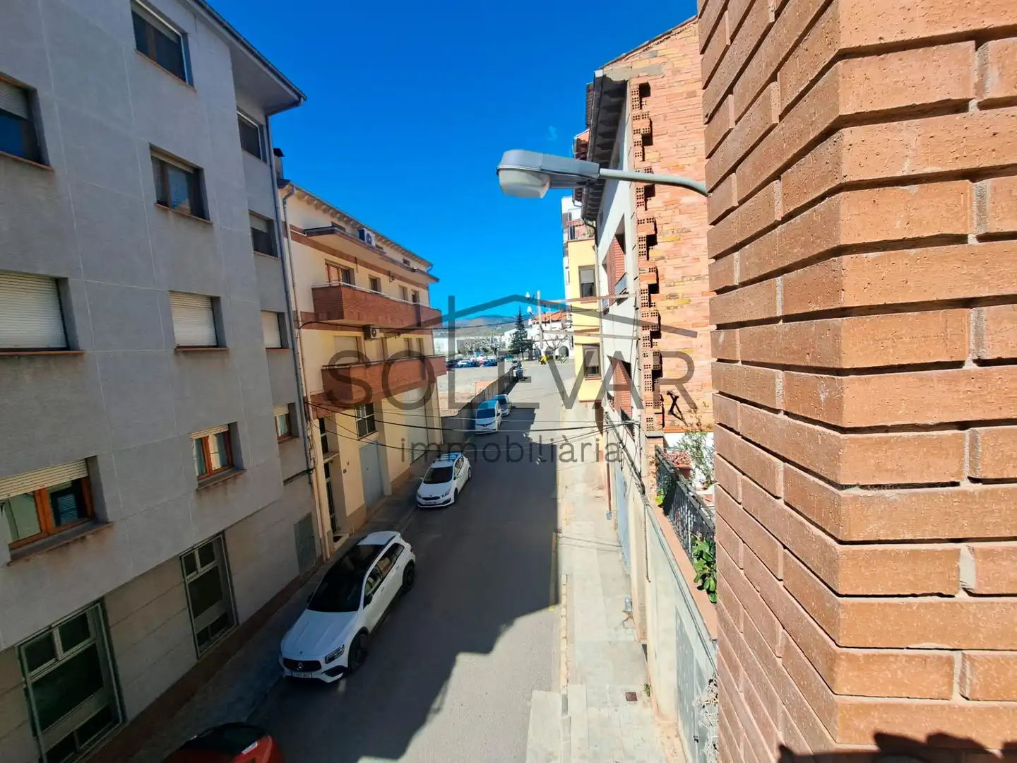 Außenansicht von Wohnung zum Verkauf in Tremp mit Klimaanlage, Heizung und Terrasse