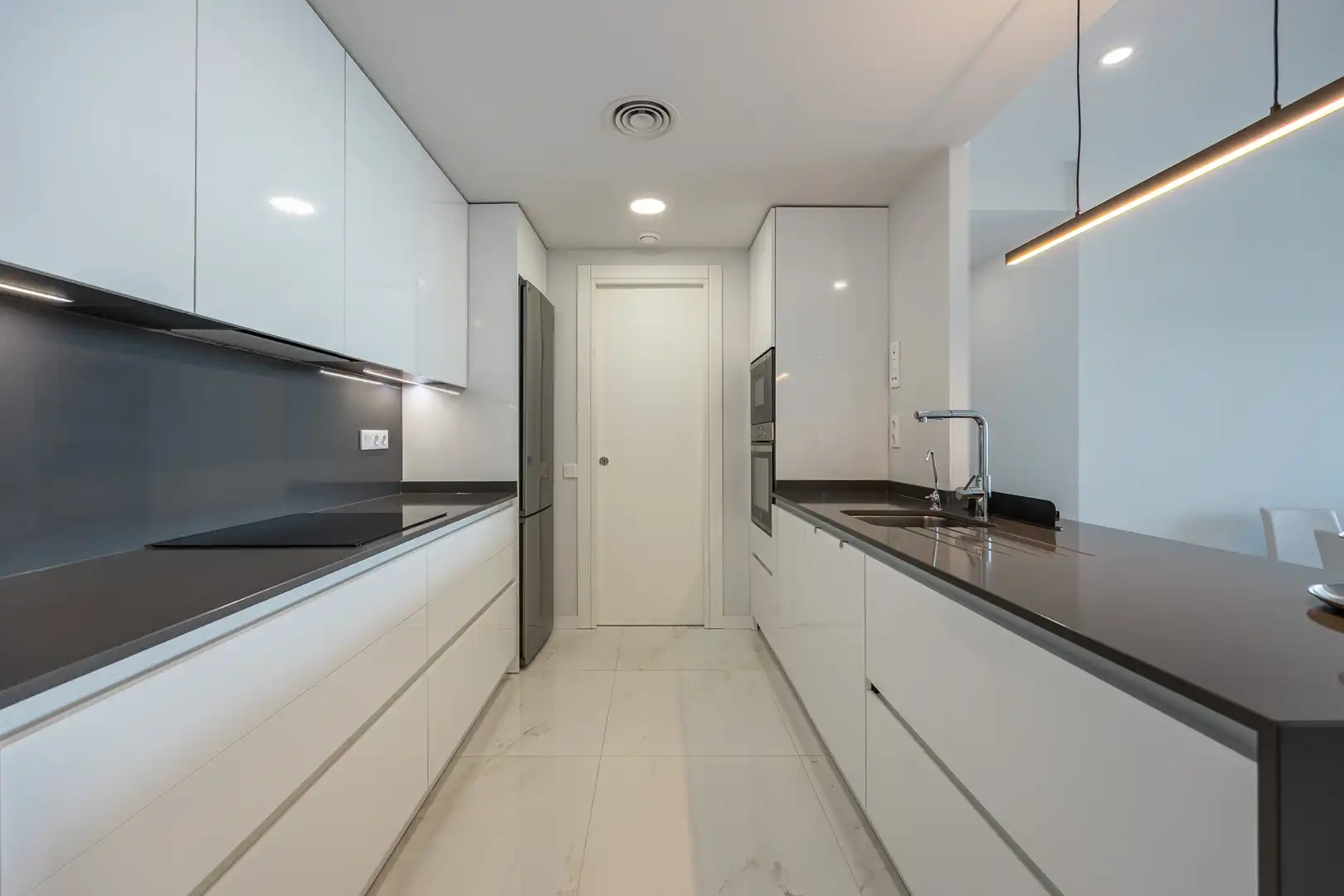 Cocina de Apartamento en venta en Benidorm con Trastero, Piscina y Amueblado