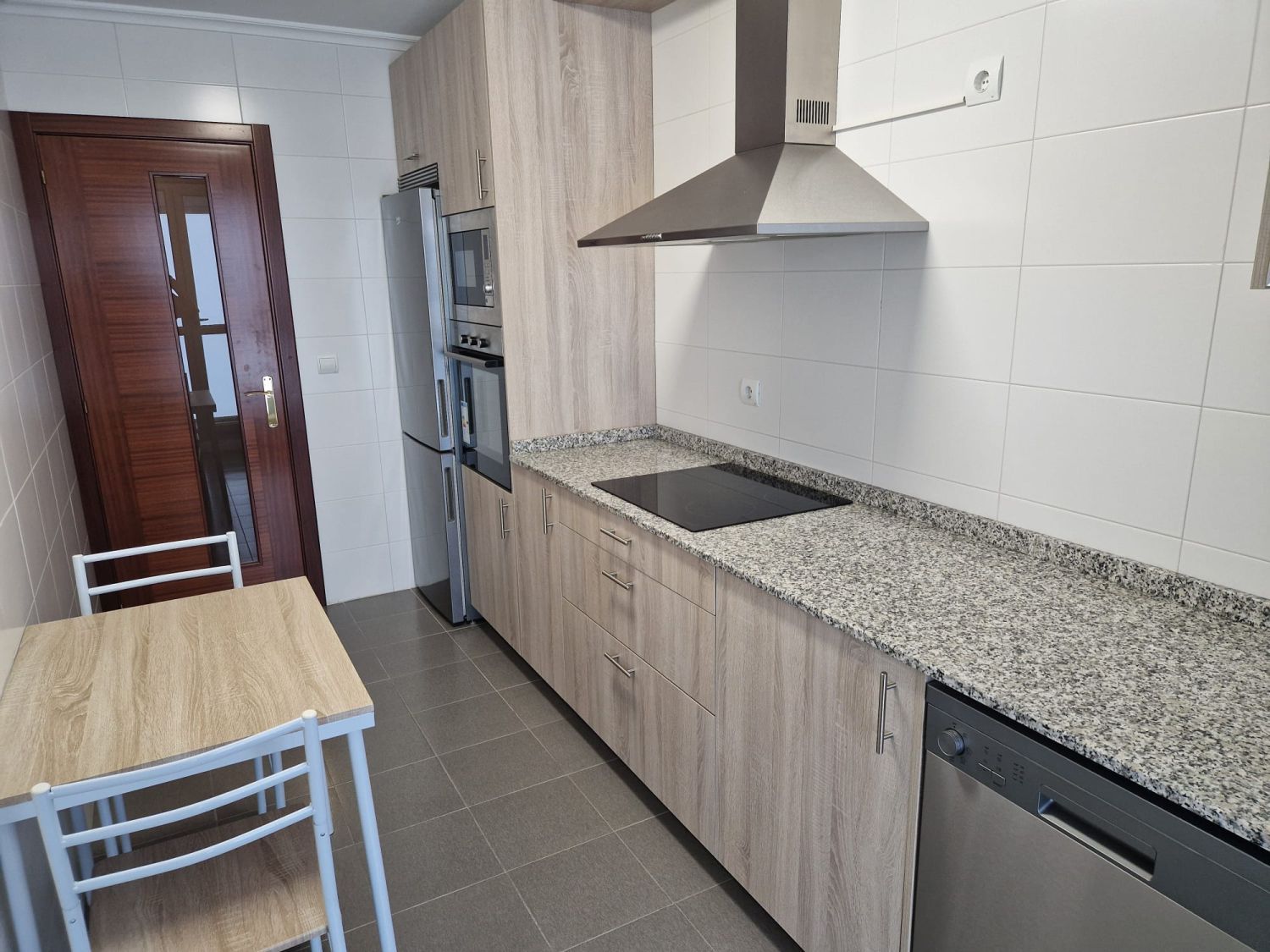 Cuina de Dúplex en venda en Torrelavega  amb Calefacció, Terrassa i Traster