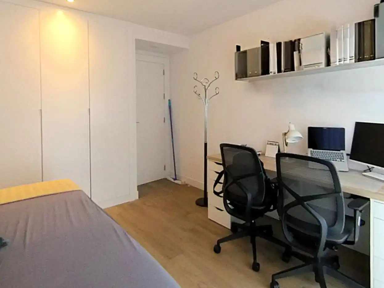 Habitación de Piso en venta en Boadilla del Monte con Aire acondicionado y Terraza