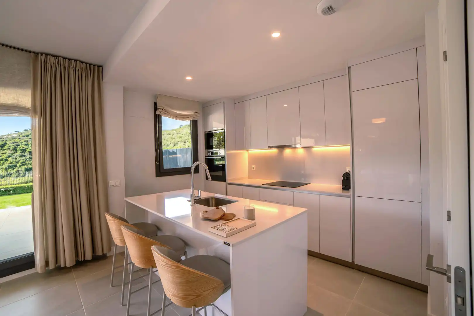Cocina de Planta baja en venta en Casares con Aire acondicionado, Jardín privado y Terraza