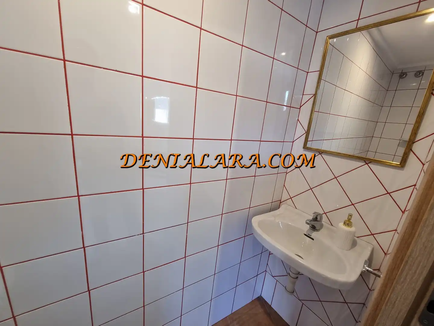 Bathroom of Houses for sale in Dénia  with Air Conditioner, Heating and Private garden