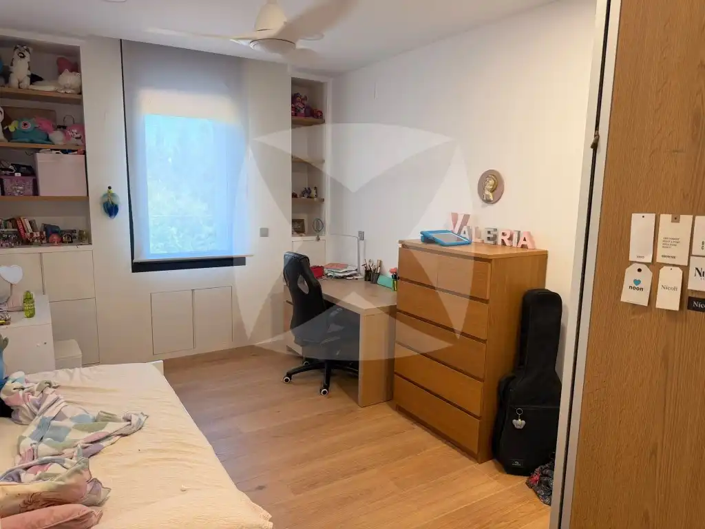 Habitación de Casa o chalet en venta en Badajoz con Aire acondicionado, Terraza y Piscina