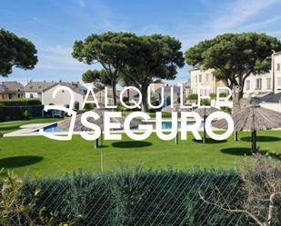 Jardí de Pis de lloguer en Mazagón amb Aire condicionat, Terrassa i Piscina