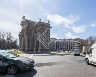 Exterior view of Premises for sale in  Madrid Capital  with Air Conditioner, Heating and Alarm