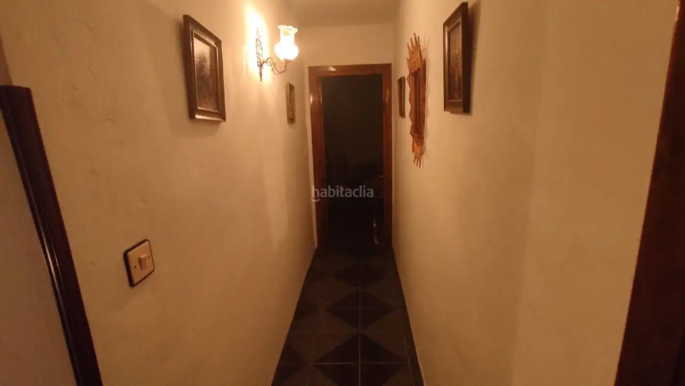 Casa con jardín en venta en Calle Conde Salvatierra 22, imagen 7