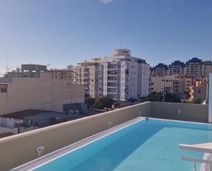 Piscina de Pis de lloguer en  Santa Cruz de Tenerife Capital amb Terrassa, Traster i Piscina comunitària