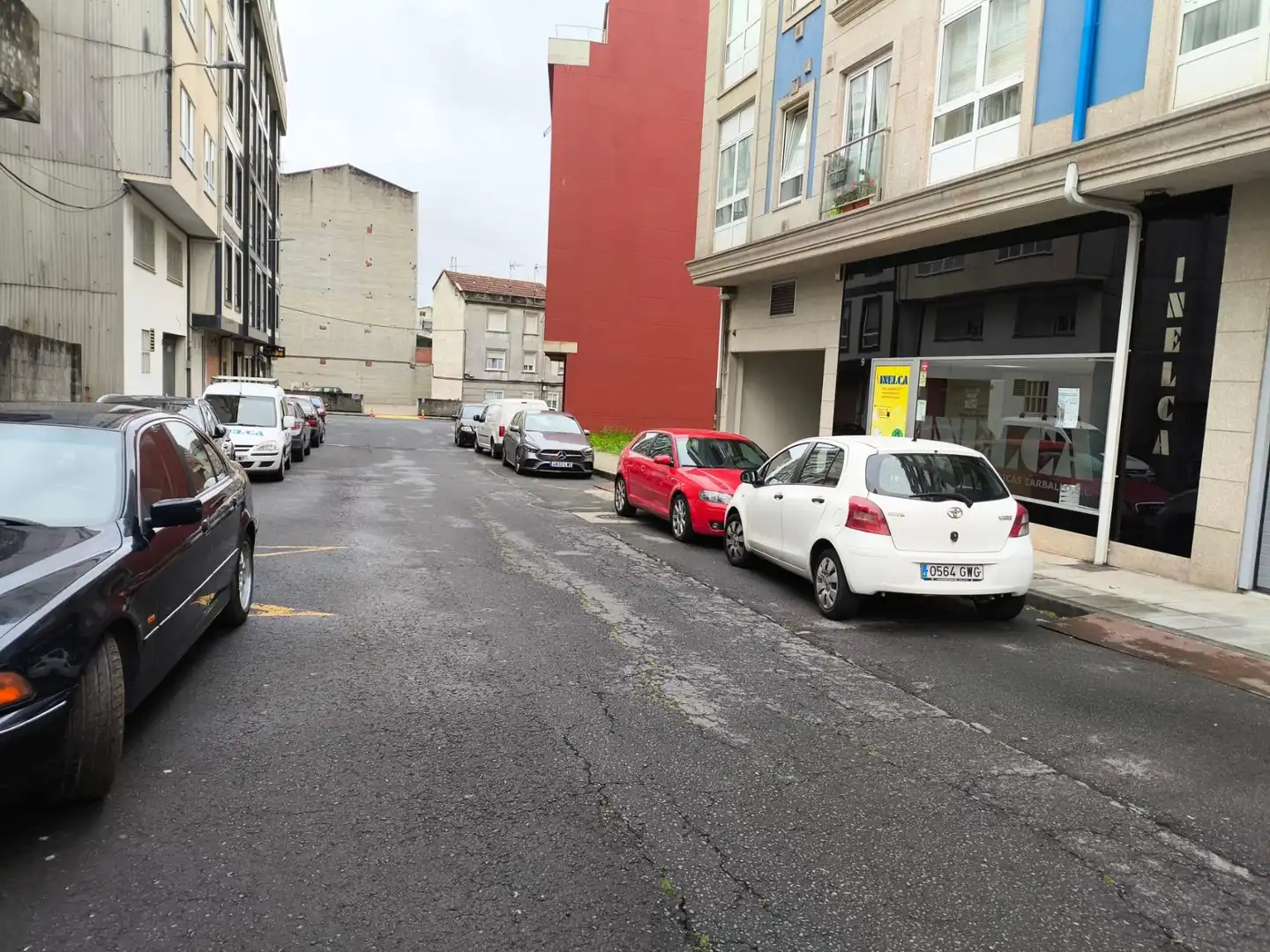 Aparcament de Casa o xalet en venda en Carballo amb Jardí privat i Terrassa
