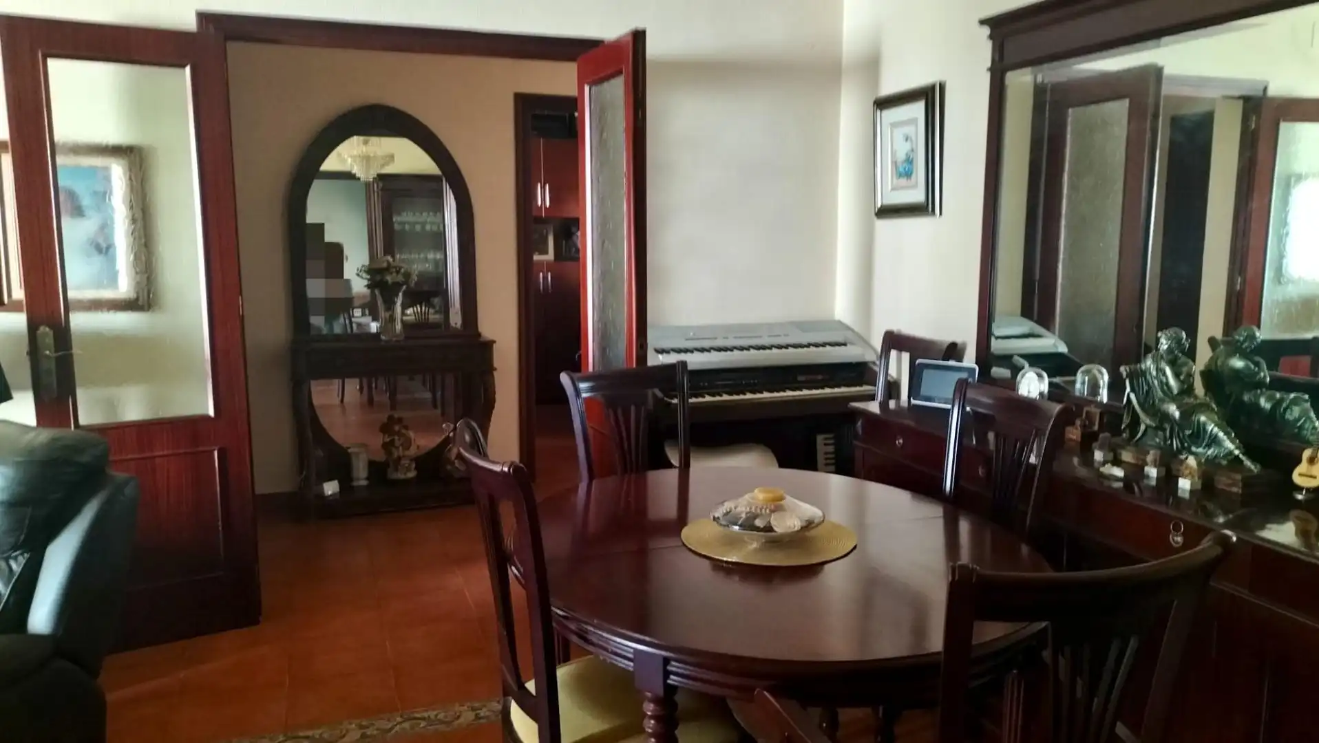 Dining room of Houses for sale in Chiclana de la Frontera  with Air Conditioner, Terrace and Swimming Pool