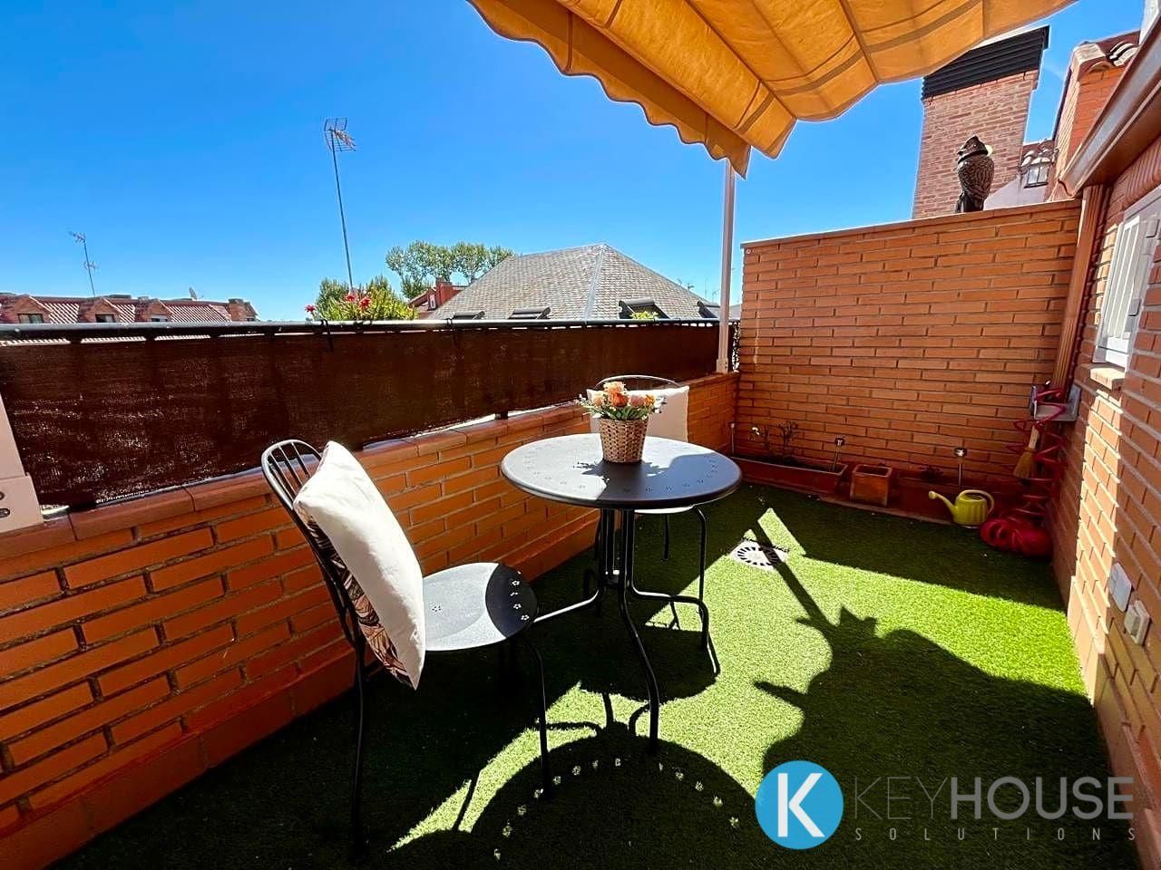 Terrasse von Wohnung miete in Coslada
