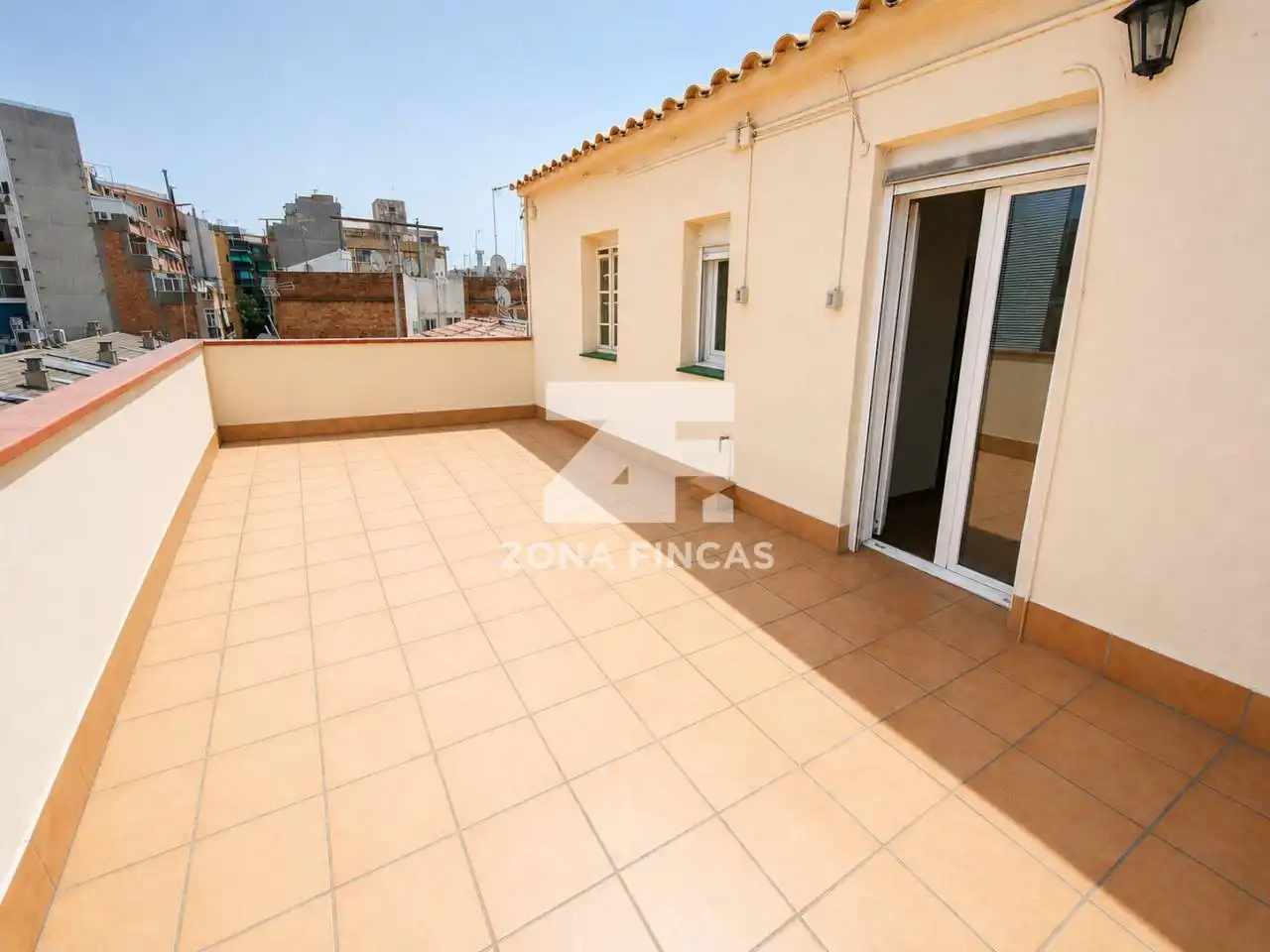 Terrassa de Àtic en venda en Santa Coloma de Gramenet amb Aire condicionat, Calefacció i Parquet