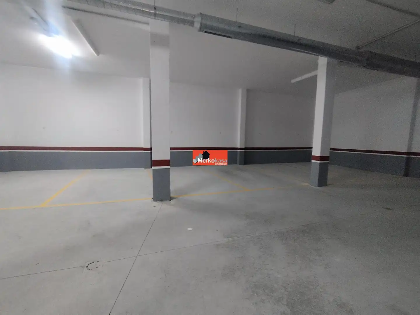 Parking of Flat for rent in Lugo  with Terrace, Storage room and Balcony
