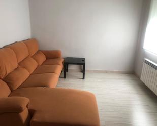 Living room of Flat to rent in Ciudad Real Capital  with Air Conditioner and Balcony