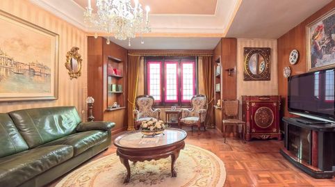 Foto 3 de Piso en venta en Calle Laguna de Rins 3, Zaragoza, Doctor Cerrada, Zaragoza Capital