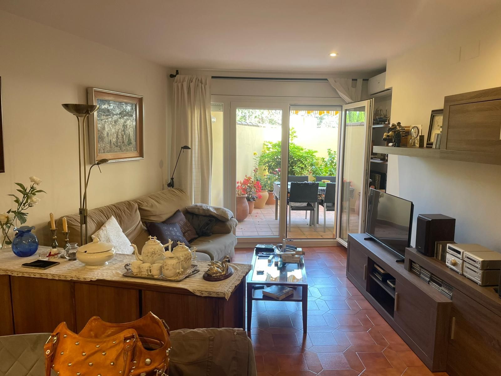 Living room of Flat for sale in Palafrugell  with Air Conditioner, Heating and Terrace