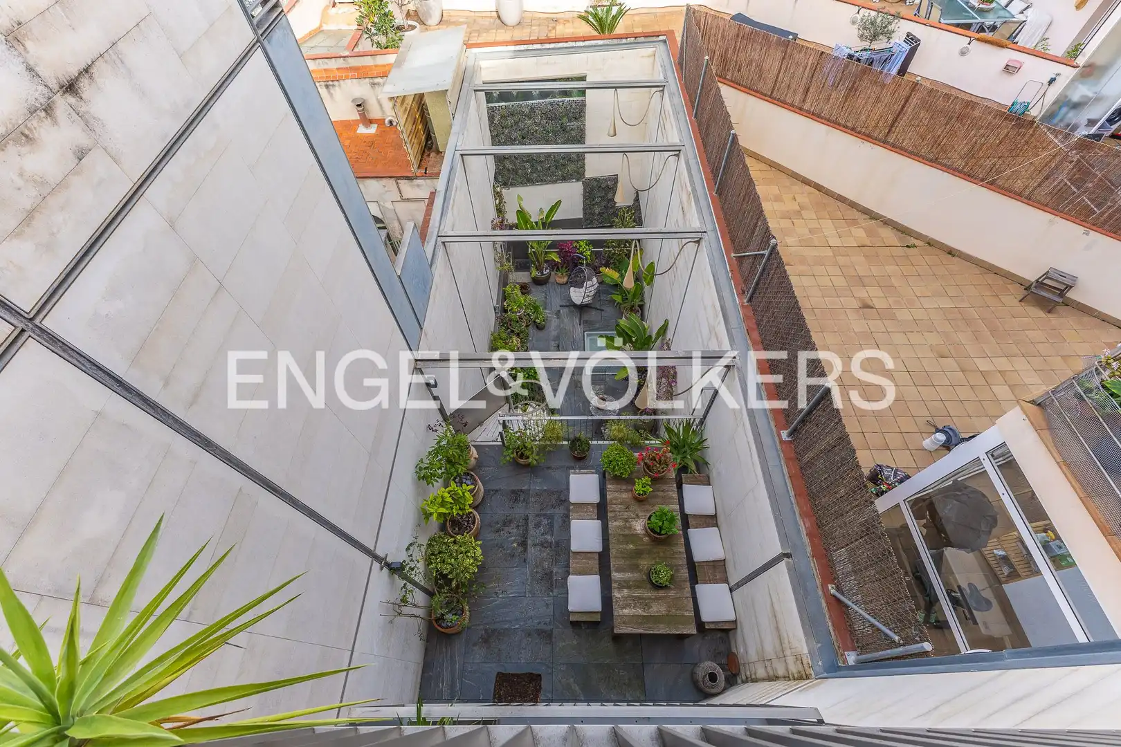 Terrassa de Casa o xalet en venda en Terrassa amb Aire condicionat, Calefacció i Jardí privat