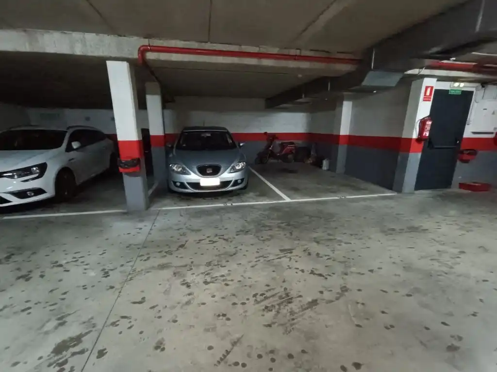 Parkplatz zum Verkauf in Calle Abedul El, imagen 2
