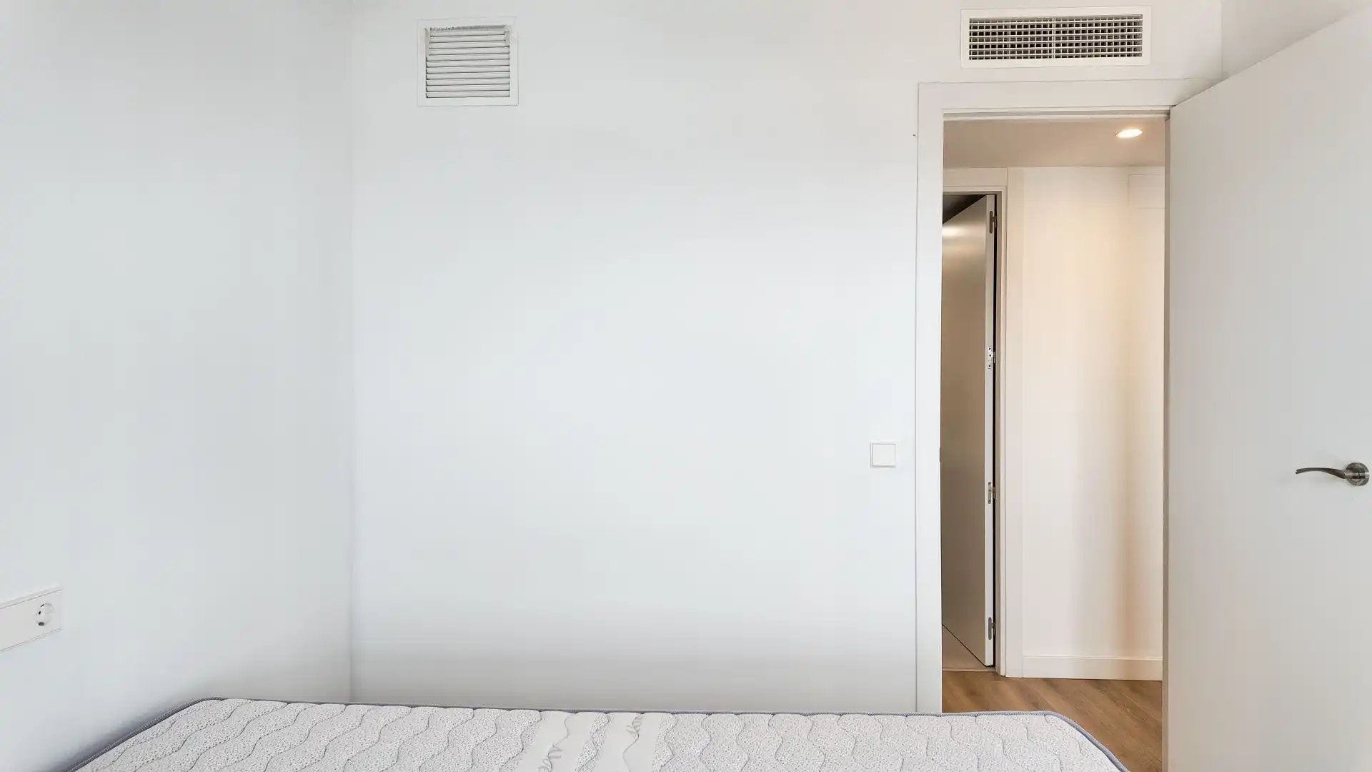 Flat for rent in Ciutat de les Ciències i de les Arts - Justicia