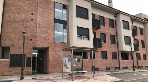 Foto 2 de Pis en venda a Calle Marqués de San Felices, 5, Santovenia de Pisuerga, Valladolid