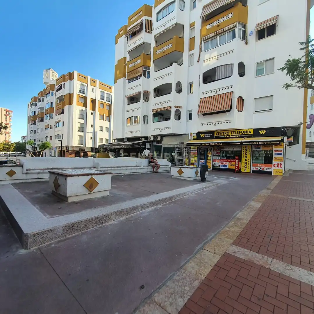 Local comercial en traspaso en Calle Zodiaco, 9, Benalmádena, Spain 9, imagen 4