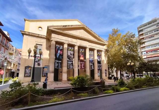 Local comercial en Alquiler en Barrio del Centro