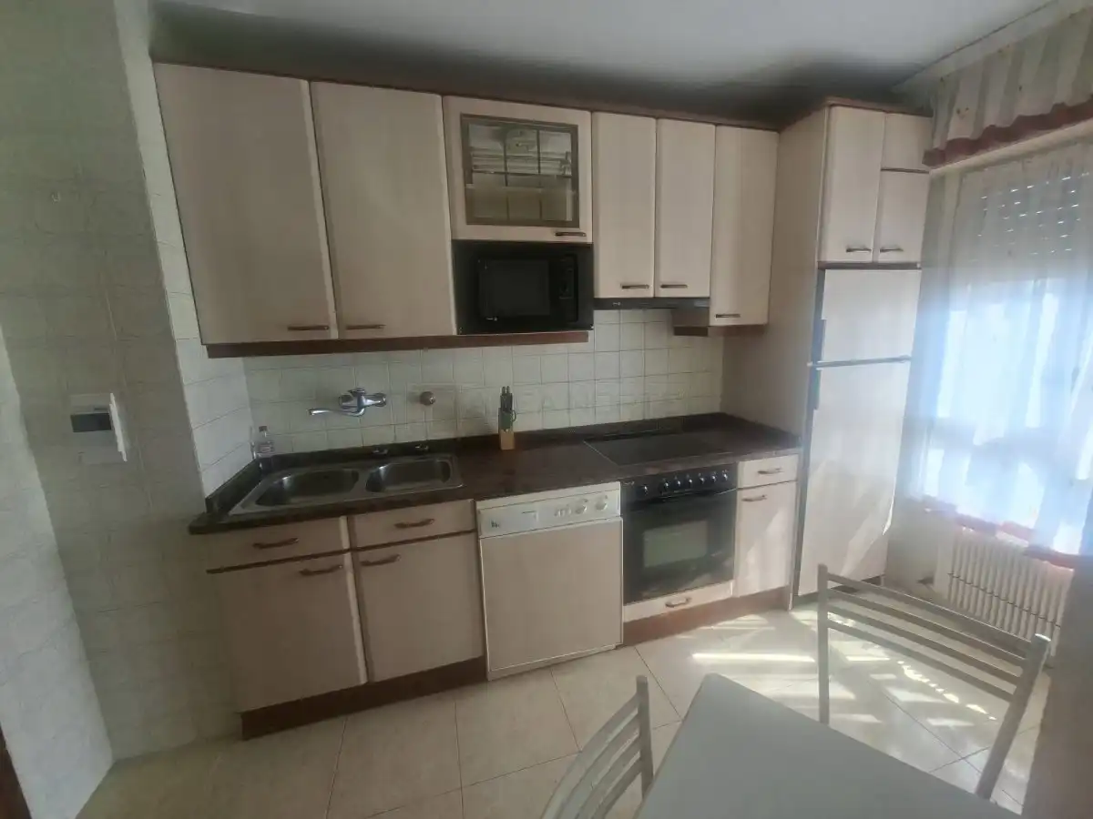 Cocina de Piso en venta en Vitoria - Gasteiz con Calefacción, Parquet y Terraza