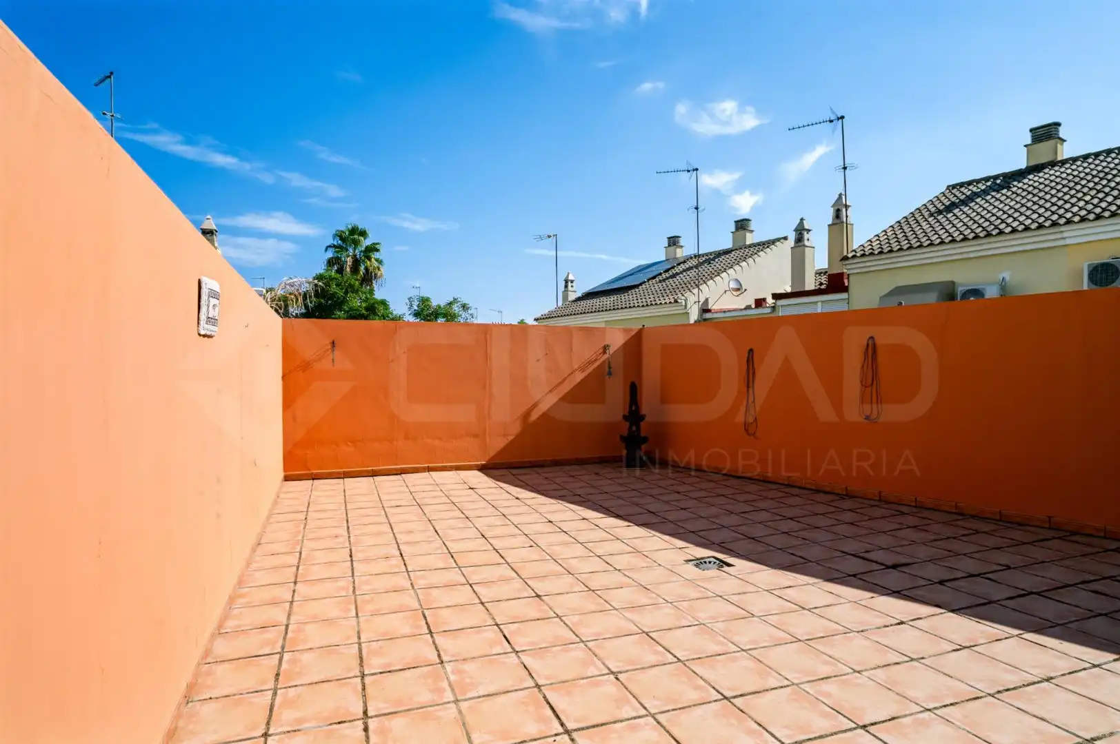 Casa adosada en venda a Tomares, Sevilla