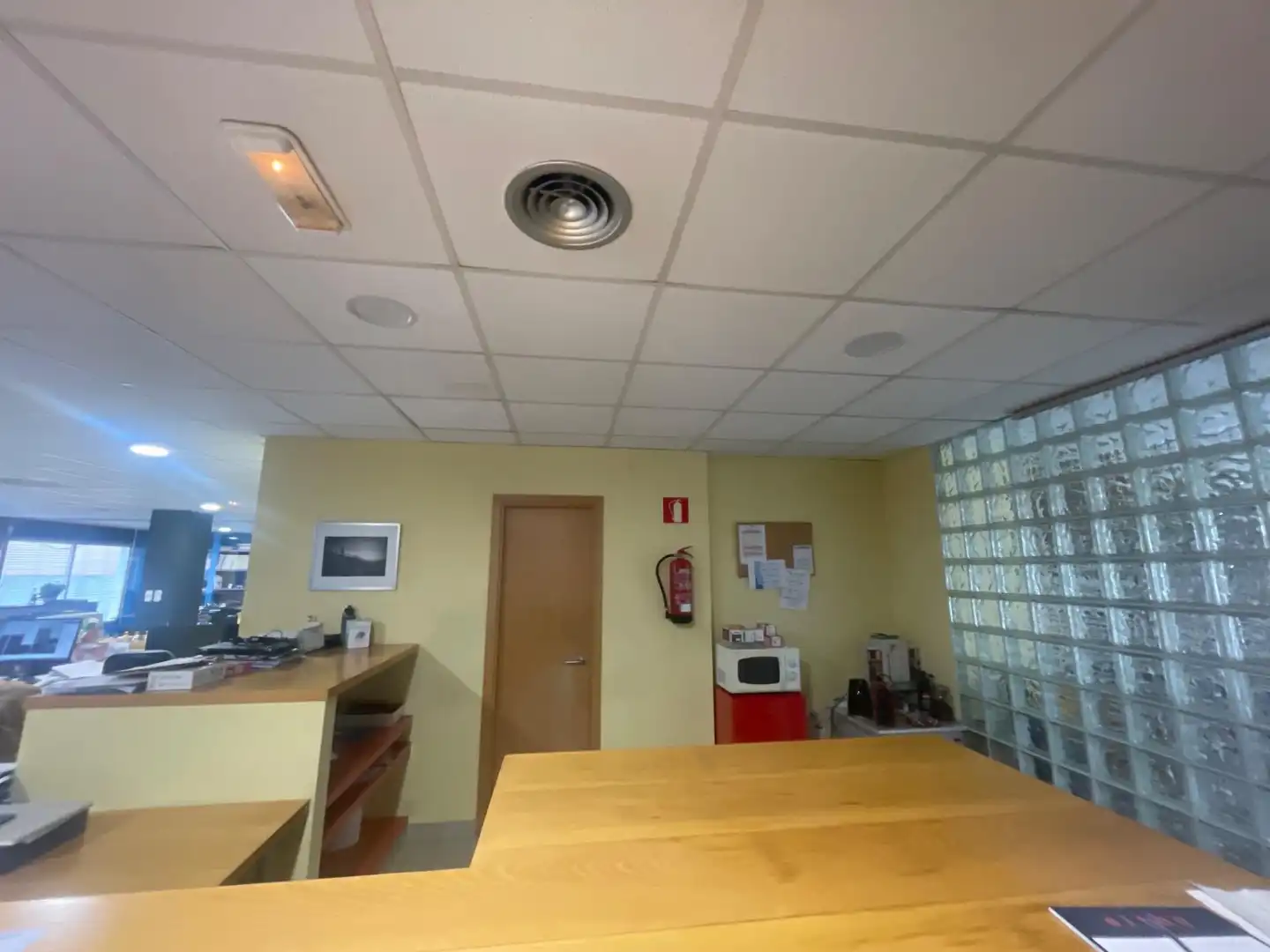 Oficina de lloguer en Oleiros