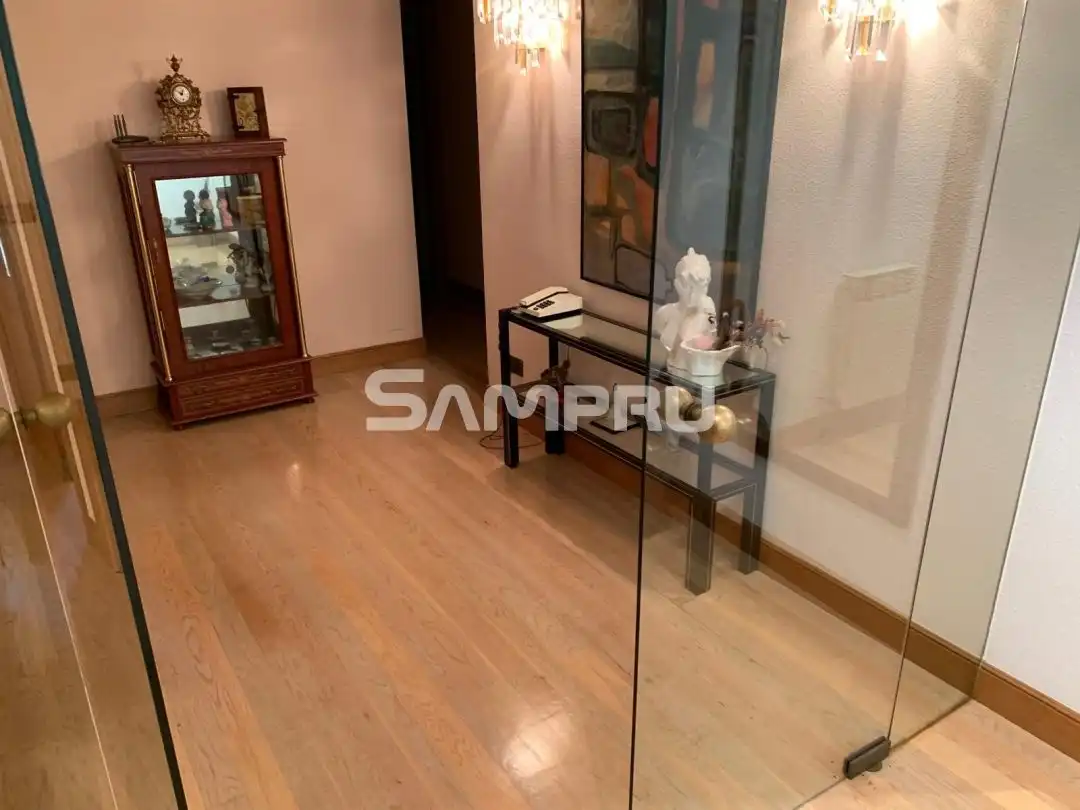 Wohnung zum Verkauf in Legutio mit Heizung, Privatgarten und Terrasse