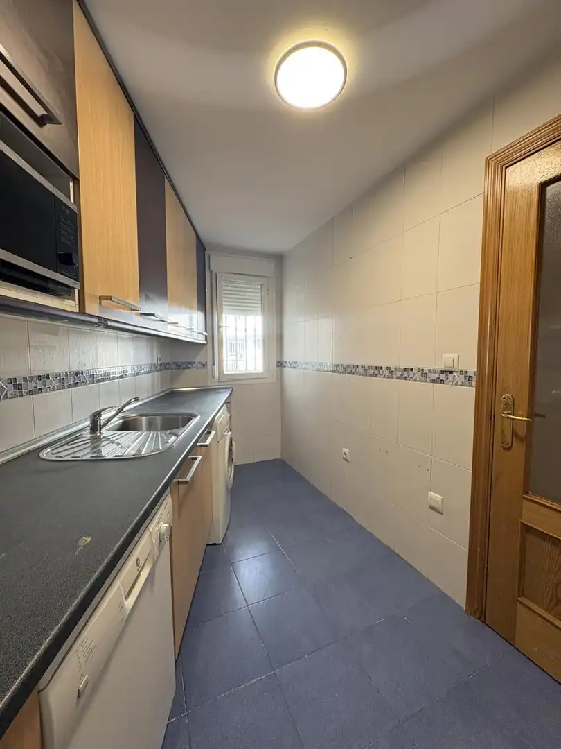 Cocina de Dúplex de alquiler en Casarrubios del Monte con Aire acondicionado y Trastero
