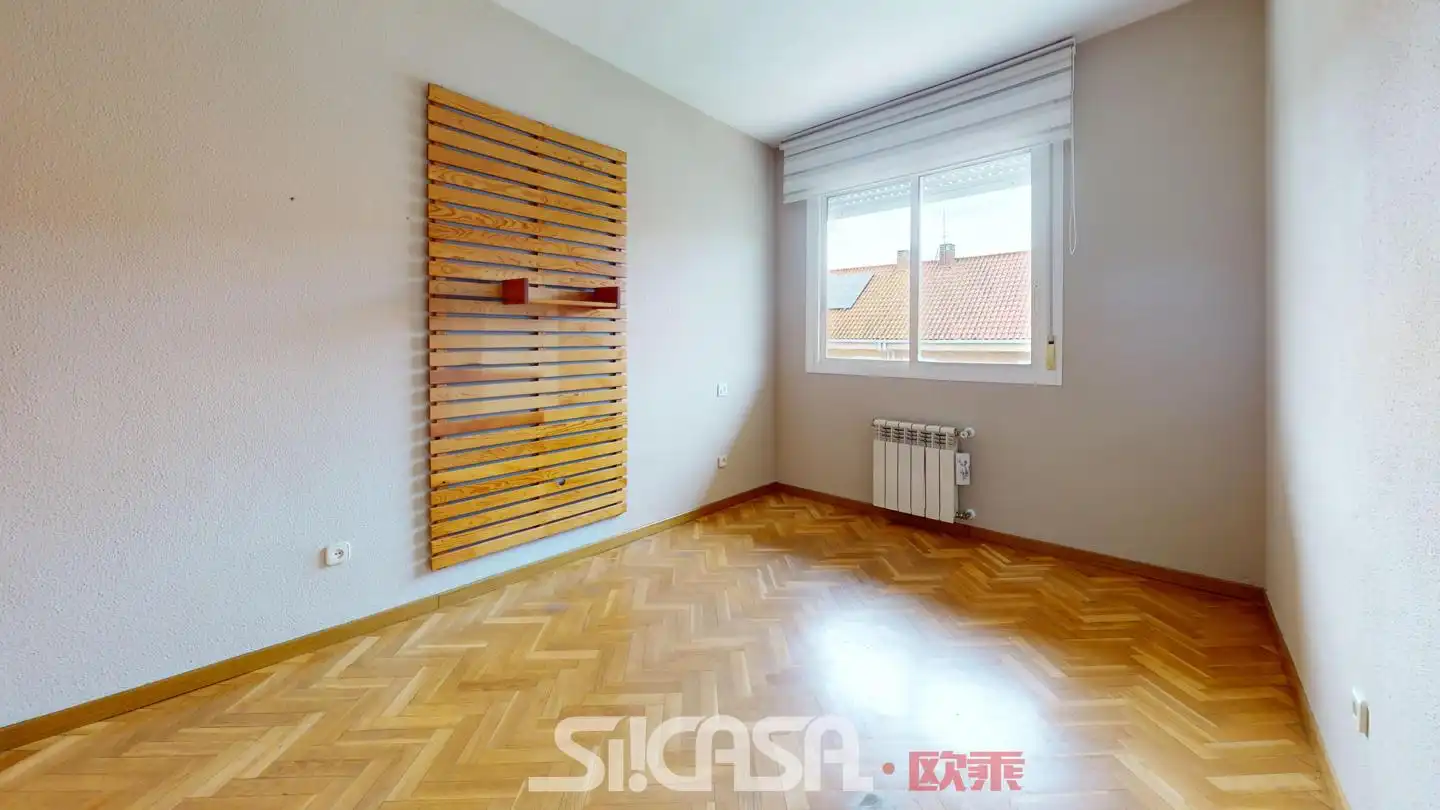 Bedroom of Detached homes for sale in Parla  with Air Conditioner, Heating and Private garden