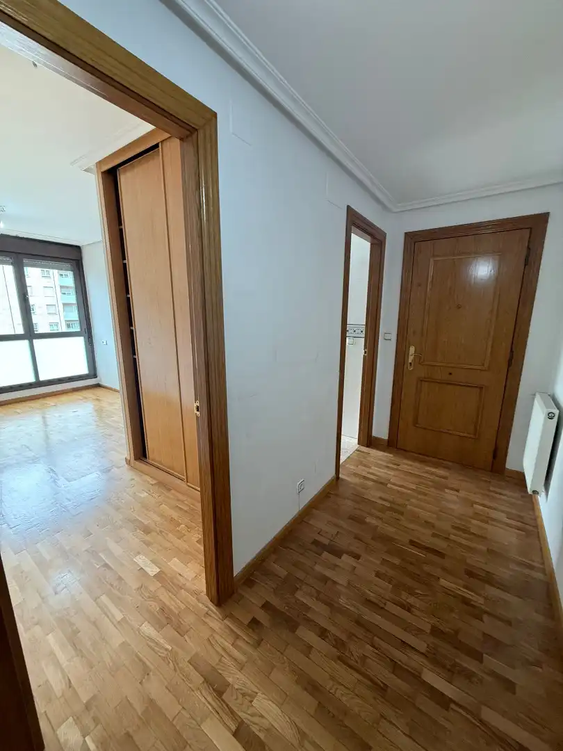 Flat for sale in Oviedo   with Heating