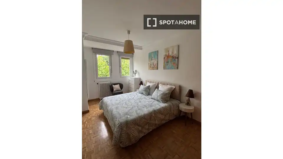 Bedroom of Apartments for share in Madrid  with Air Conditioner, Heating and Terrace