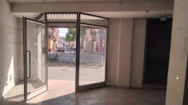 Local comercial en Alquiler en Avenida Blasco Ibáñez en Centro Ciudad