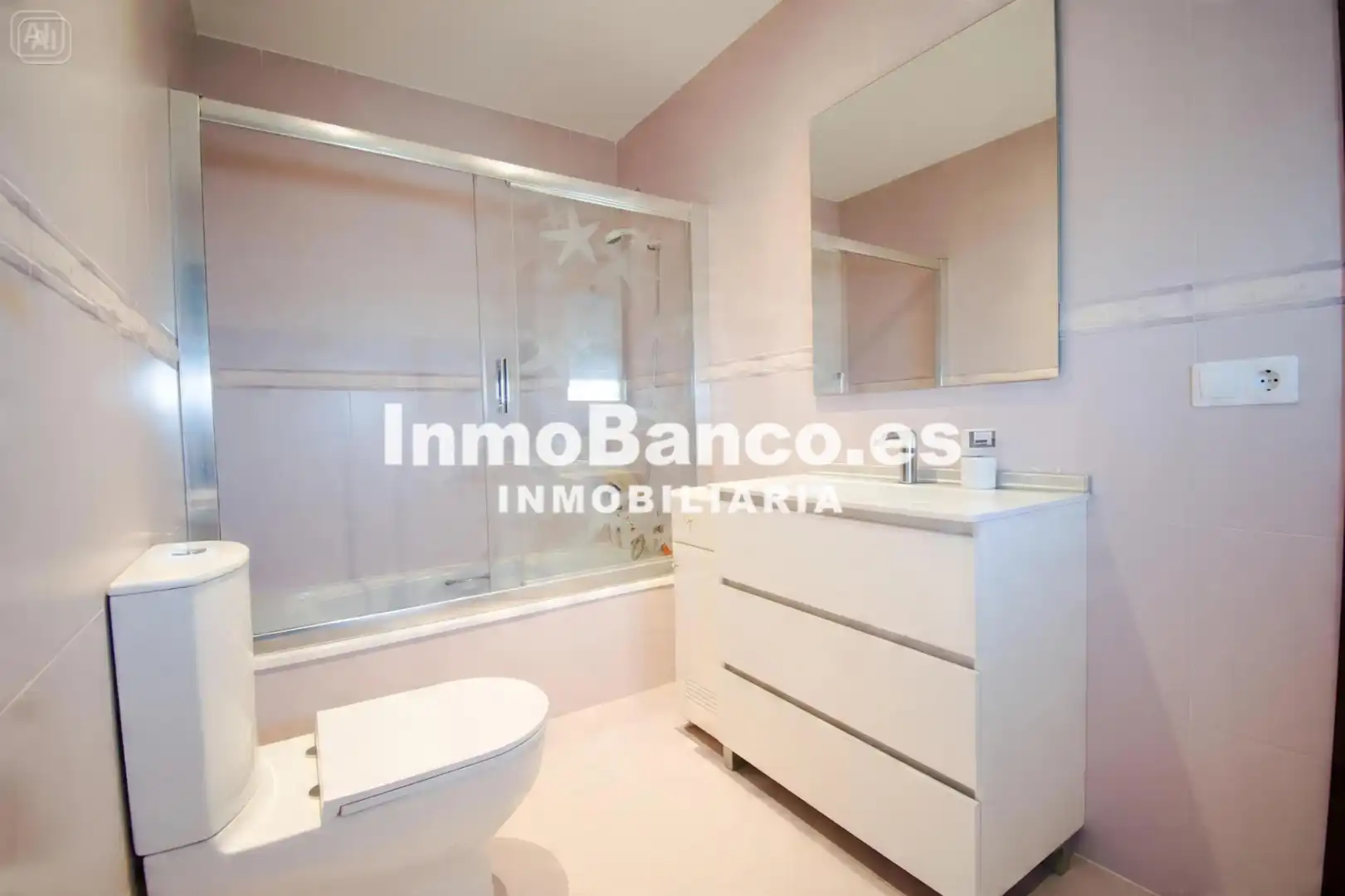 Casa o chalet en venta en Chiva con Jardín privado, Parquet y Terraza