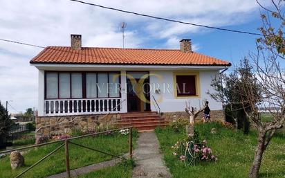 Exterior view of House or chalet for sale in Villaviciosa  with Heating, Private garden and Terrace
