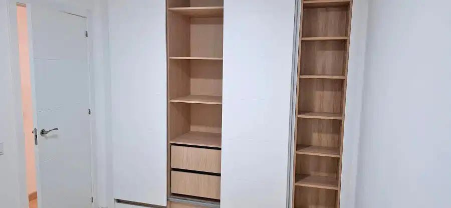 Schlafzimmer von Wohnung zur Miete in Torrelodones mit Klimaanlage, Heizung und Ofen