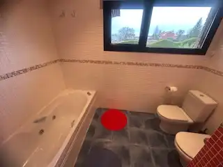Bathroom of Houses for sale in Sariegos  with Air Conditioner, Heating and Private garden