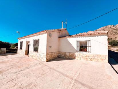 Vista exterior de Casa o xalet en venda en Orihuela amb Terrassa