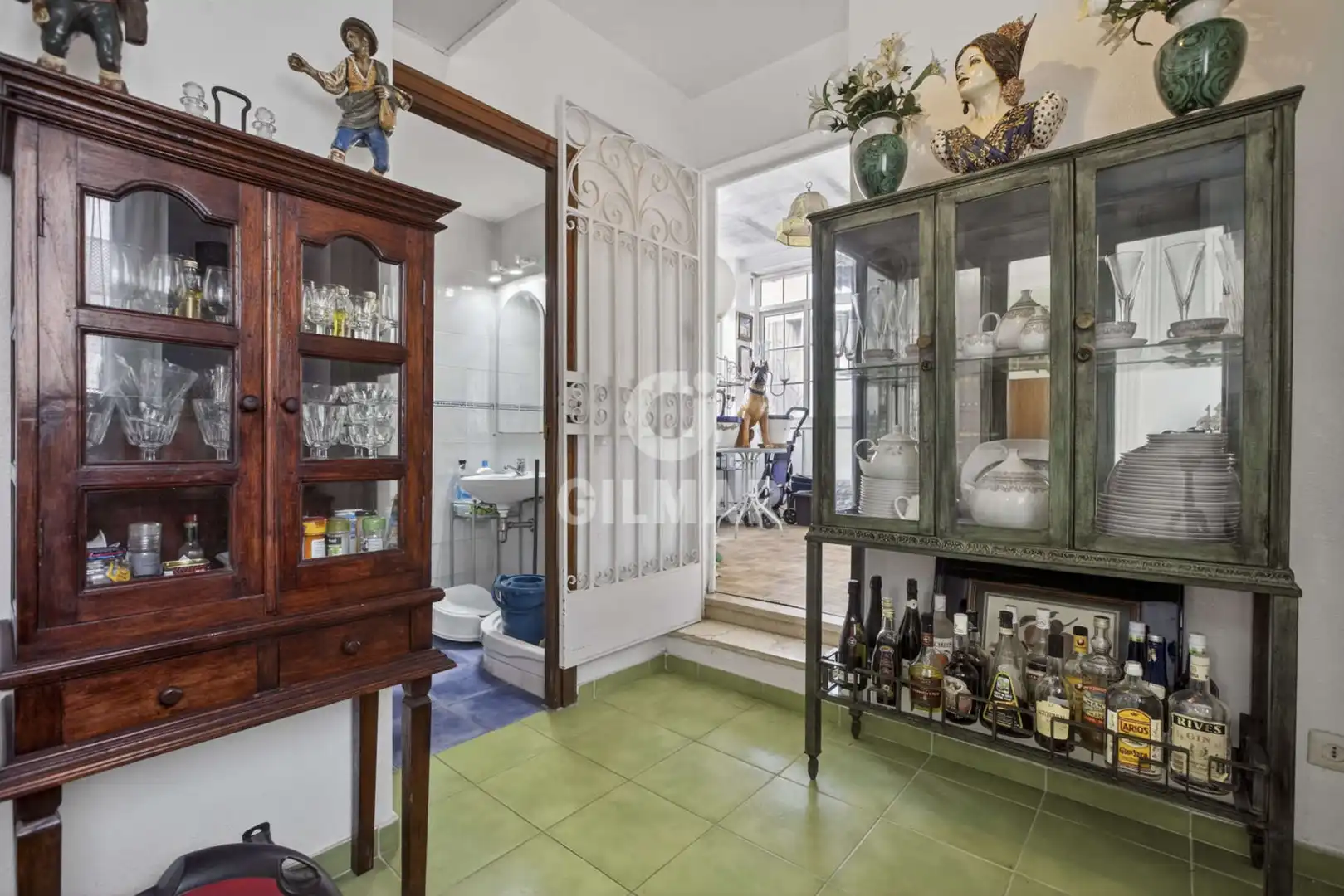 Habitación de Piso en venta en Sevilla con Calefacción y Balcón