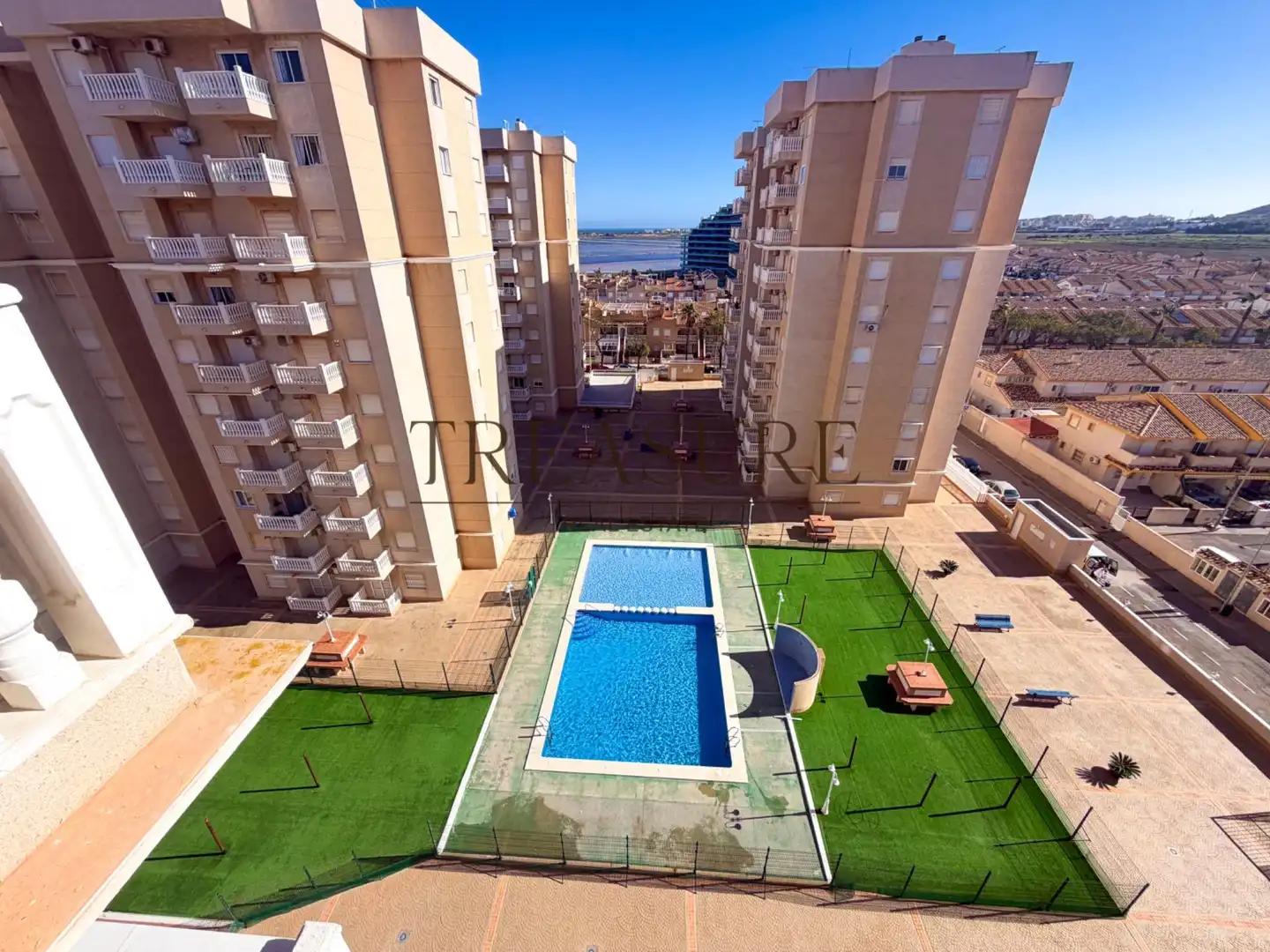 Swimming pool of Flat for sale in Cartagena  with Air Conditioner, Balcony and Community pool