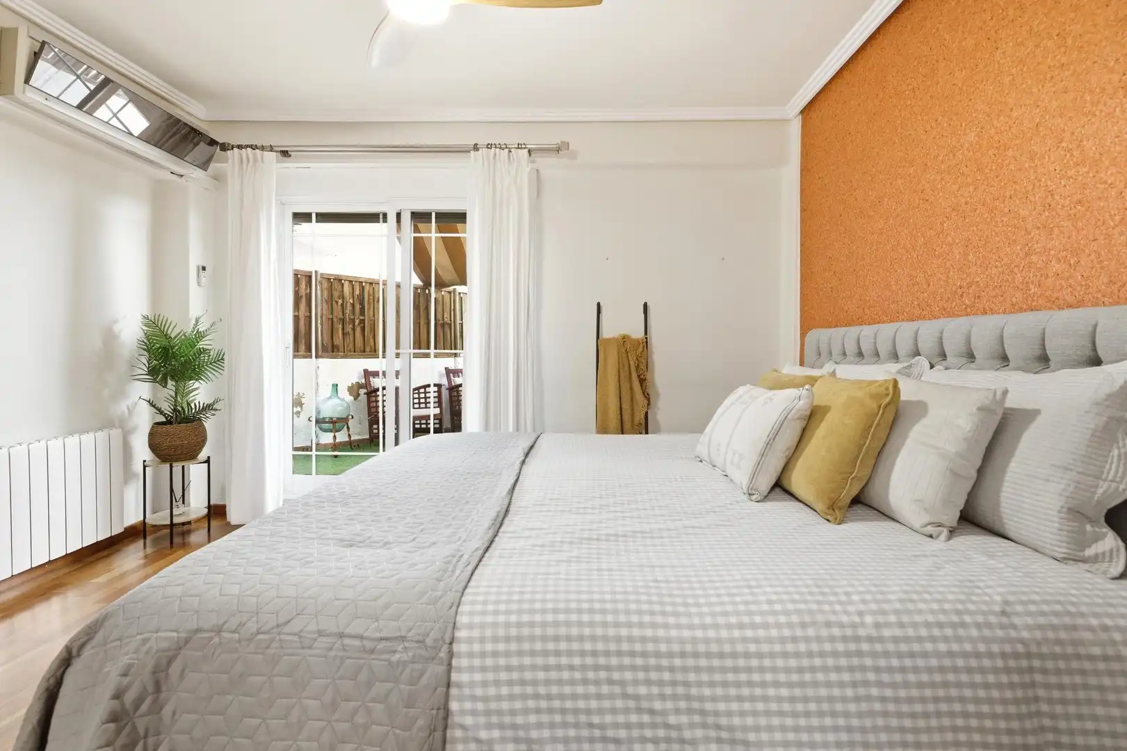 Habitación de Piso en venta en Sagunto / Sagunt con Aire acondicionado, Calefacción y Parquet