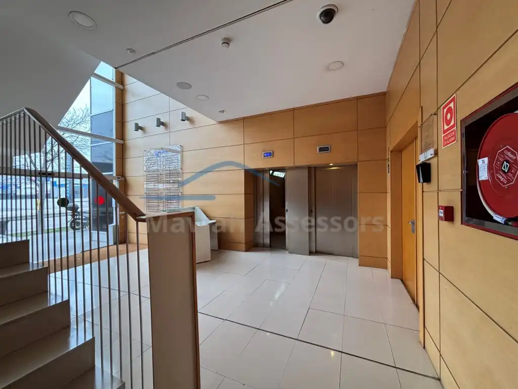 Büro zur Miete in Mercat