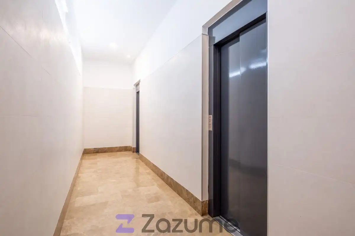 Wohnung zur Miete in Zaragoza mit Klimaanlage, Heizung und Parkett