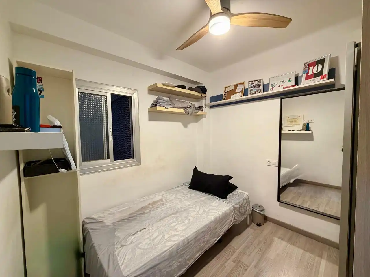Bedroom of Flat for sale in Nou Barris