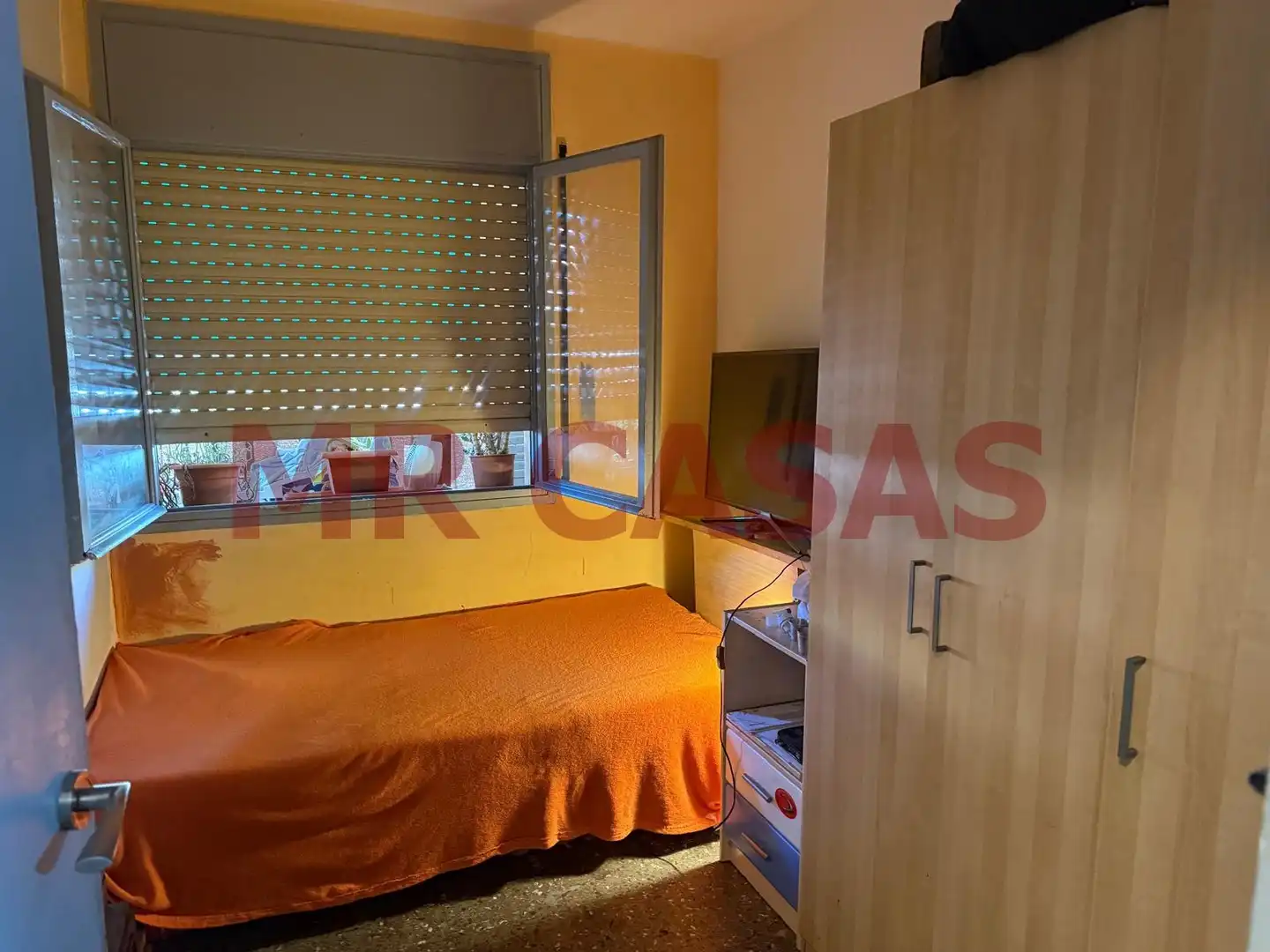 Bedroom of Flat for sale in Rubí  with Air Conditioner and Balcony