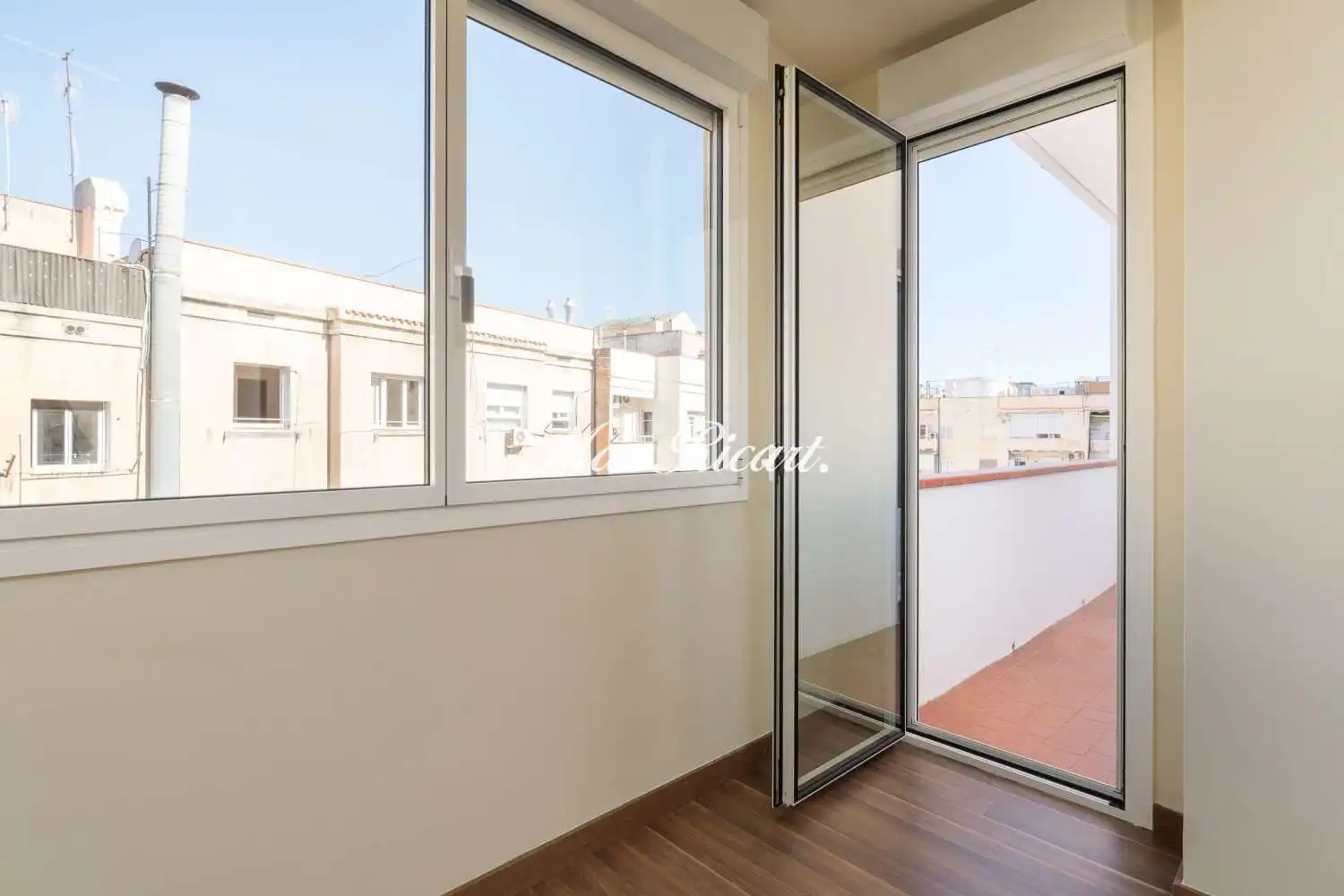 Balcony of Flat for rent in Barcelona  with Air Conditioner, Heating and Terrace