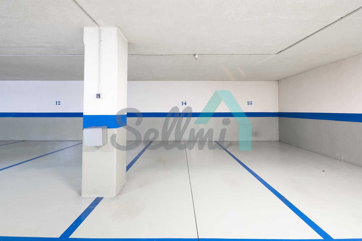 Aparcament de Garatge en venda en Oviedo 