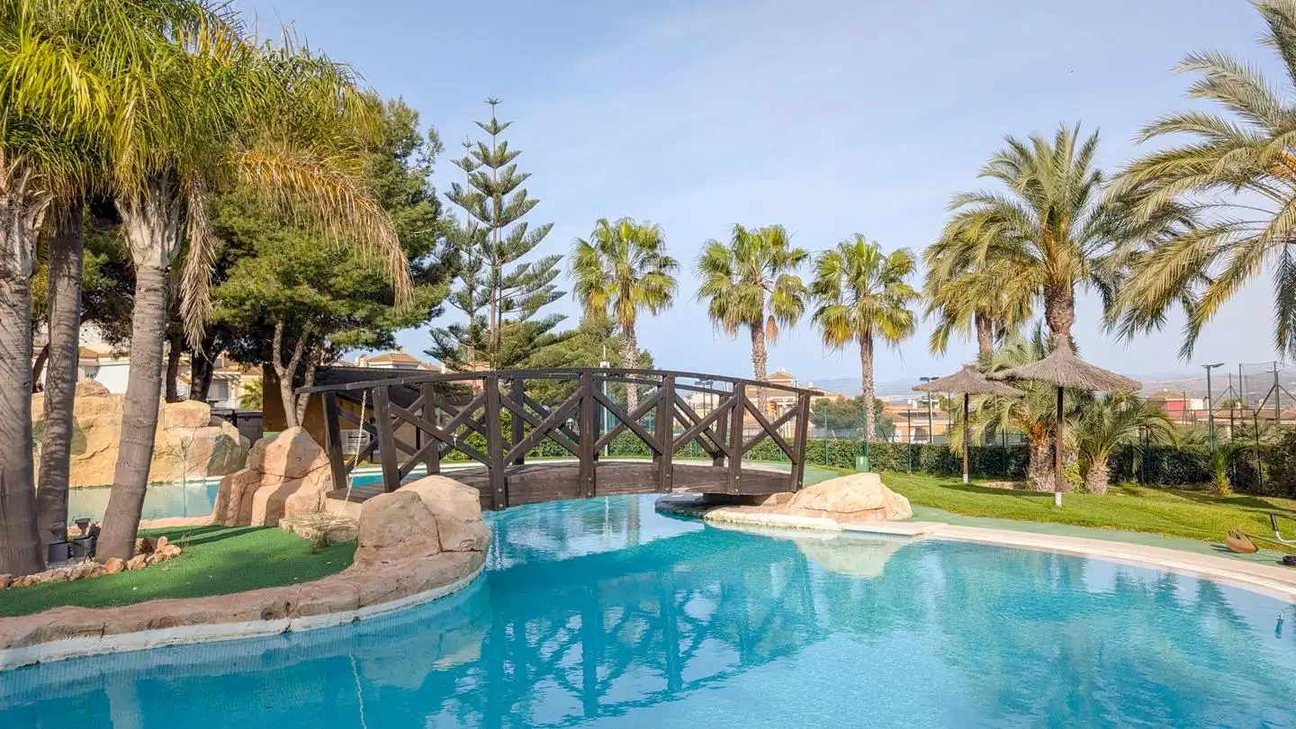 Piscina de Casa o chalet en venta en Santa Pola con Jardín privado, Terraza y Piscina
